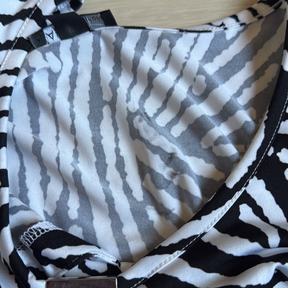 3/$10 Alyx Black and White Zebra Print 3/4 Sleeve Top - Picture 9 of 10